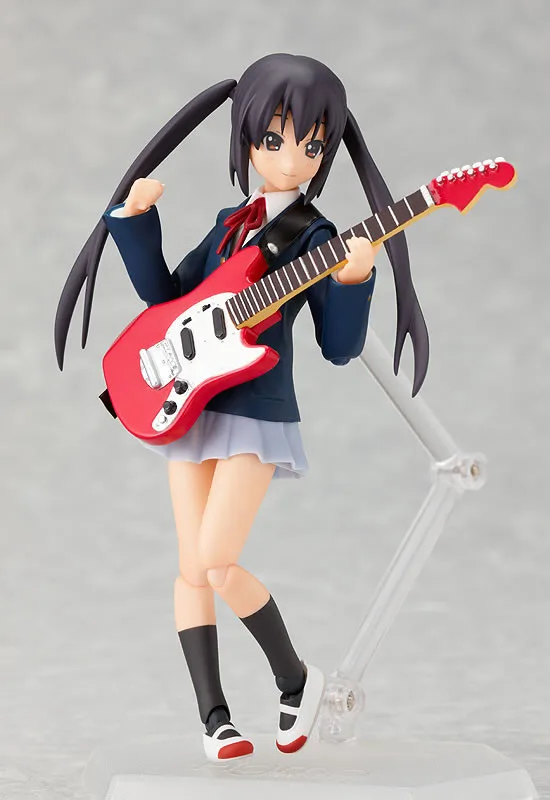 Foto 2 de 3 de Azusa Nakano com guitarra – K-On! (figma, Max Factory)