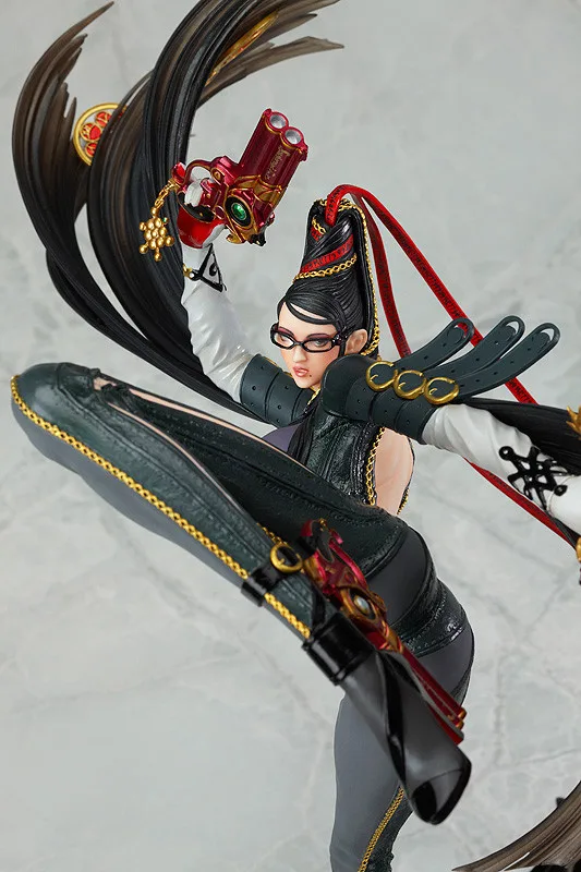 Foto 2 de 2 de Bayonetta – Bayonetta (Figura 1/7, Phat! Company)
